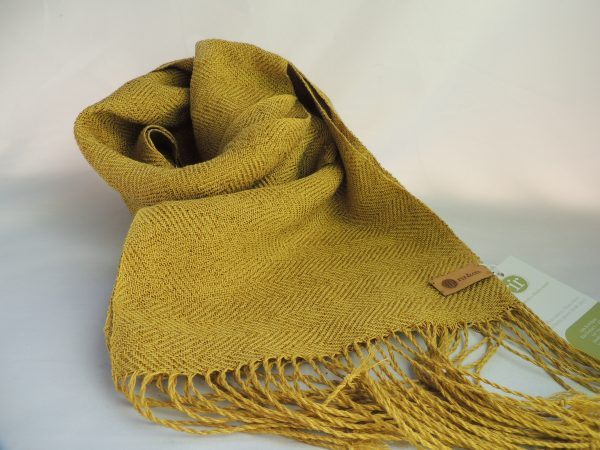 Bufanda de lino Artesanal amarilla